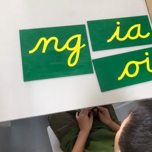 Montessori Language (Baca & Tulis dalam Montessori)